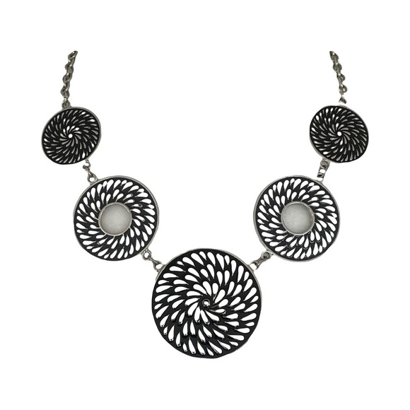 🔥SILVER and Black Circle Statement Necklace - Picture 1 of 5
